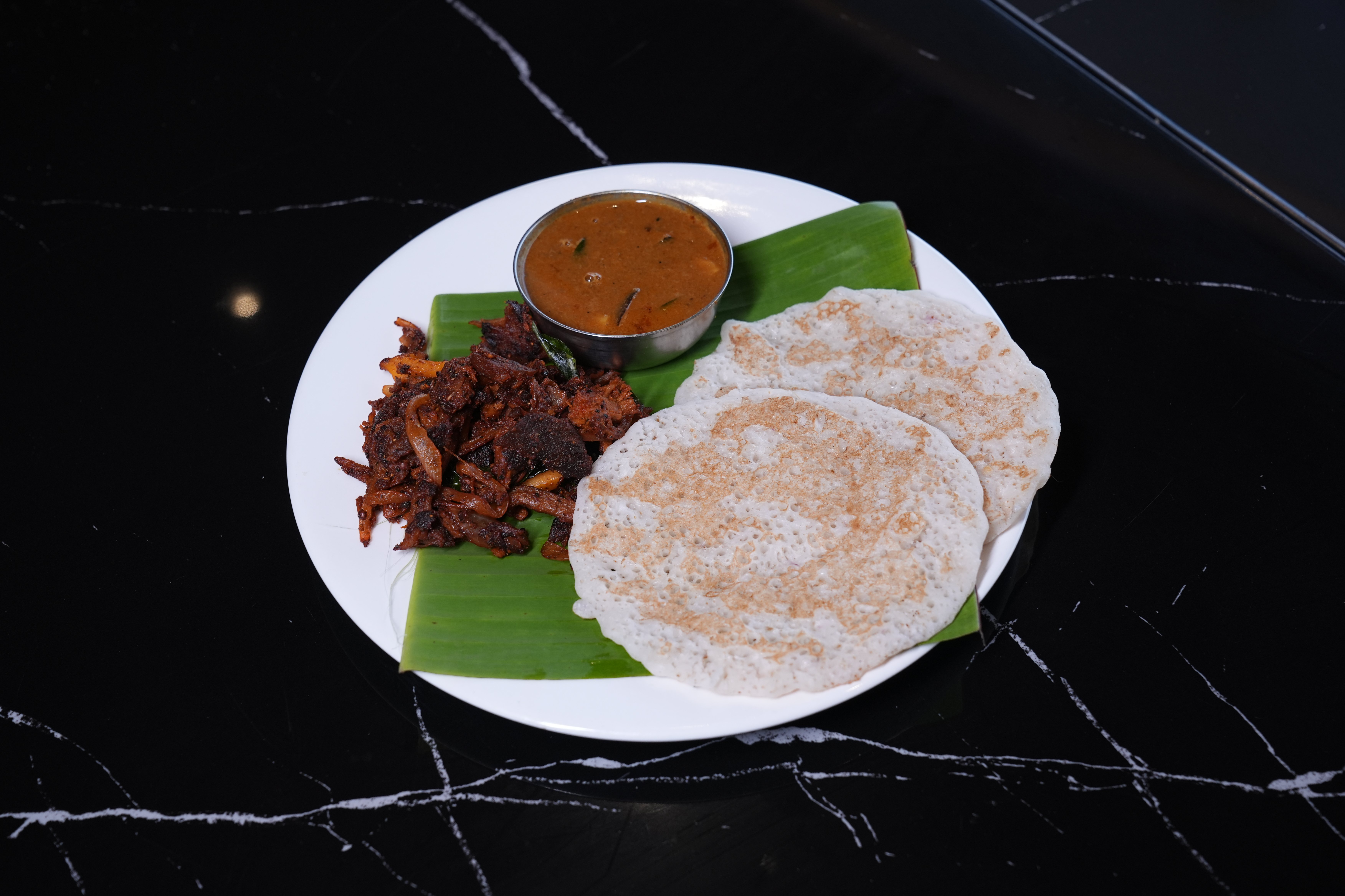 Wayanadan Irachi Cheenthu with Kallappam